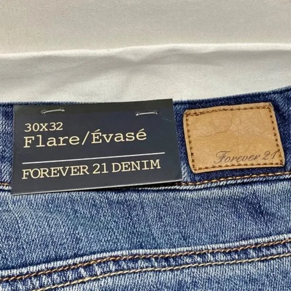 Forever 21 Flare Jeans Women's 30 Blue Medium Wash 5 Pocket Denim Jean Pants NWT